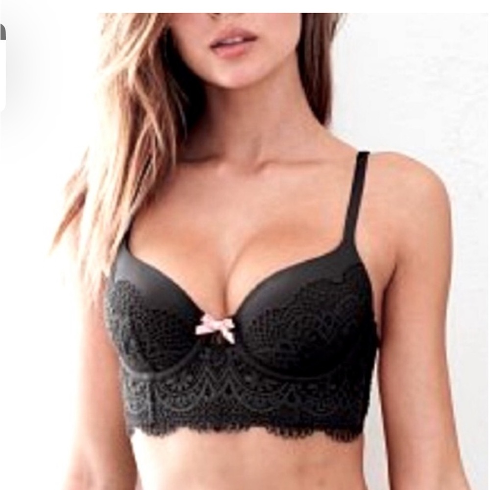 NWOT Victoria’s Secret Demi black longline lace bra